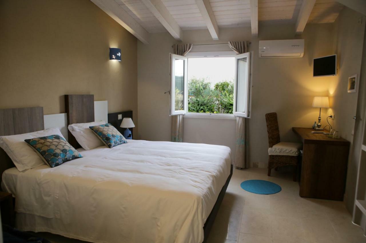Avion B&B Elmas Exterior photo